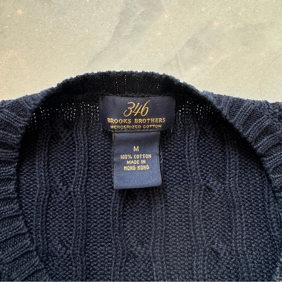 Navy blue Brooks Brothers 346 cable knit sweater - Picture 3 of 3